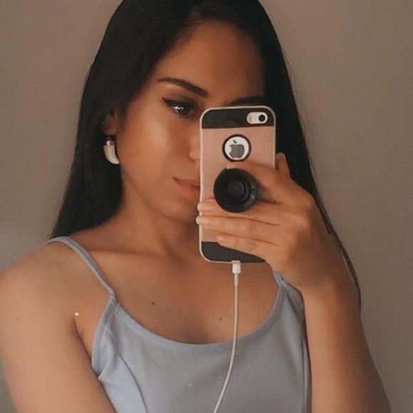 Statement earrings - Picture 2 of 3